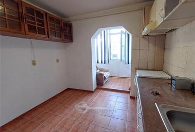 Apartament 3 camere Nicolina /Cug , 70 MP, etaj intermediar - 4