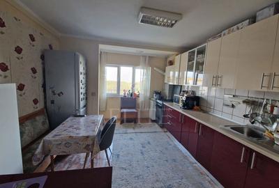 Apartament cu 2 camere decomandat în Mărăști