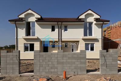 Duplex cu 4 camere în Moșnița Veche