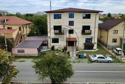 Casă individuală cu 15 camere în Nord