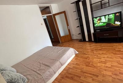 Garsonieră decomandată în Dristor
