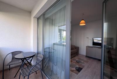 Coresi Avantgarden, de inchiriat apartament cu doua camere - open space - 18