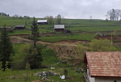 Teren agricol intravilan de 1505 mp, în Muntele Bocului