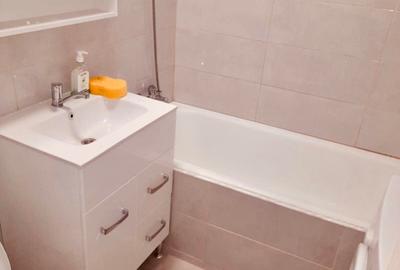Garsoniera Dristor, 5 minute de metrou, bloc mixt, stradal, mobilată complet - 7