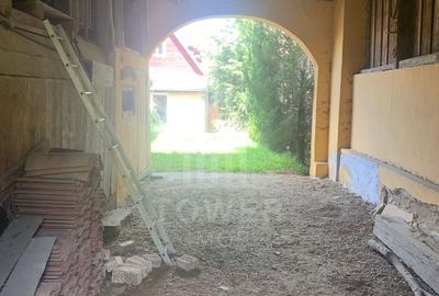 Casă în centrul Cisnădioarei cu 243mp de locuit și teren de 936mp - 17