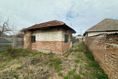 Casă individuală cu 2 camere în Brestei