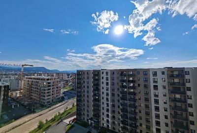 Apartament cu 2 camere decomandat, mobilat în Tractorul