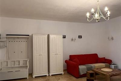 Apartament 2 camere cu acces la curte | Centrul Istoric - 1