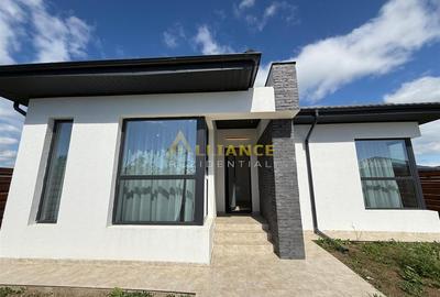 Casa individuala parter - 3 camere- 2 bai - teren 375mp - 16