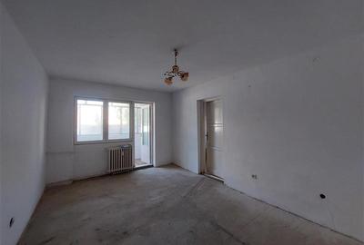 Apartament cu 2 camere semidecomandat în Podgoria