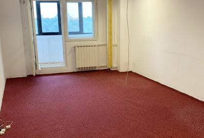 Calea Victoriei, 50m metrou, 4 camere decomandat, 124mp, bloc 1996 - 1