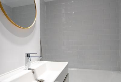 Titan Metrou - Garsoniera renovata, bloc mixt - 6