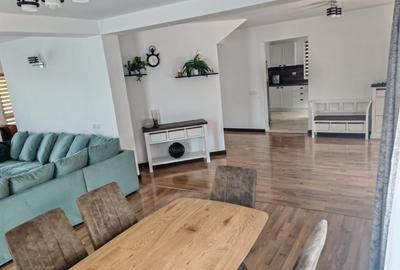 Casa impunatoare D+P+M, 280 mp utili, teren 850 mp,  în Europa - 8