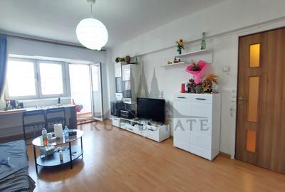Apartament cu 2 camere decomandat în Moșilor