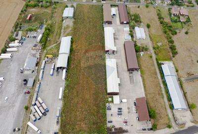 Proprietate industrială 5 hale, teren 21,105 mp, Santion, - 2