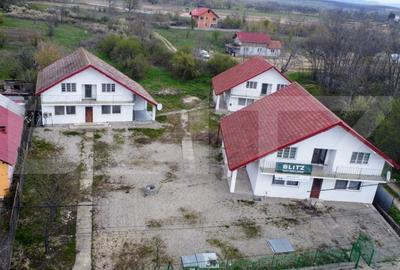 Casă individuală cu 5 camere în Arcani