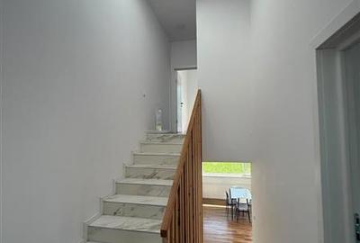 Vanzare parte duplex modern cu 4 camere 120 mp si teren 250 mp in Dezmir - 7