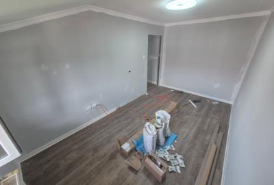 2 Cam--Sagului-5 Min de Centru--Renovat-Centrala-Balcon- 52MP-72.000 Euro !Neg - 2
