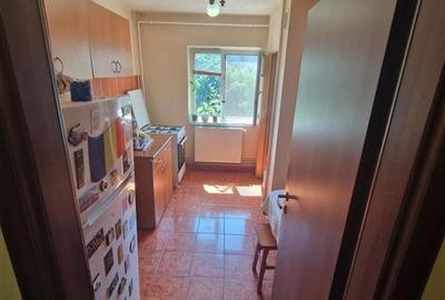 Decomandat 3 Camere 2 Bai 2 Balcoane Zona  Aradului - 7