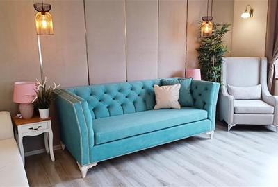 Apartament cu 2 camere decomandat, mobilat în Tractorul