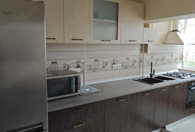 Apartament cu 3 camere decomandat în Lipovei