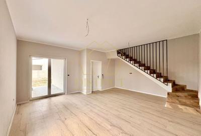 Duplex cu 4 camere, despărțit prin camera tehnica | Mosnita Veche - 1
