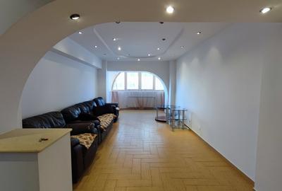 Apartament 4 camere de inchiriat in zona Trocadero - 1