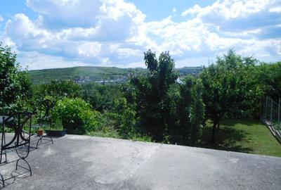 Duplex disponibil la vanzare, zona frumoasa - 13