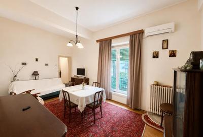 Apartament cu 2 camere decomandat în P-ța Universității