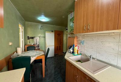 Apartament 2 camere decomandat 51mp utili etaj 3/4 - 10