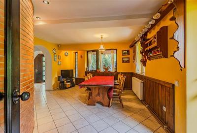 Vila 7 camere,250 mp,semineu,terase,800 mp teren,rezidential/ turistic,Predelut, - 19