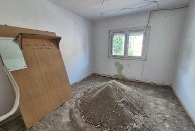 Vand apartament 3 camere et.1 Lunca - 5