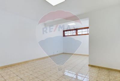 Casa cu 5 camere de inchiriat 210 mp | Eroii Revolutiei - 9