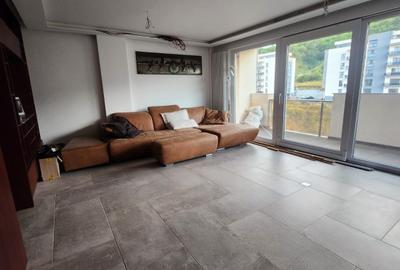 Apartament cu 3 camere, 66 mp, balcon, zona Teilor - 3