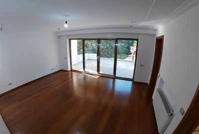 Vila 2.700mp, Paradisul Verde, cu piscina si padure proprie - 8