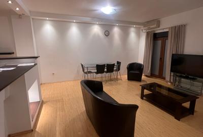 Apartament cu 2 camere decomandat, mobilat în Dacia