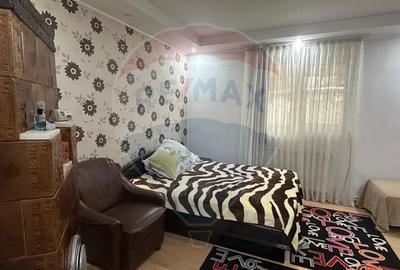 Casă spațioasă 6 camere, 2 băi, garaj spatios și terasă - 14