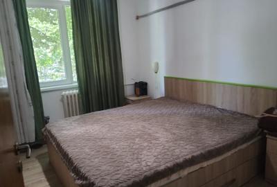 Apartament  de inchiriat 2 camere  langa metrou  1 Decembrie 1918 - 3