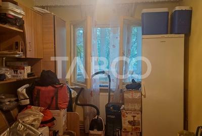 Apartament cu 4 camere de vanzare la etajul 1 in zona Vasile Aaron - 4