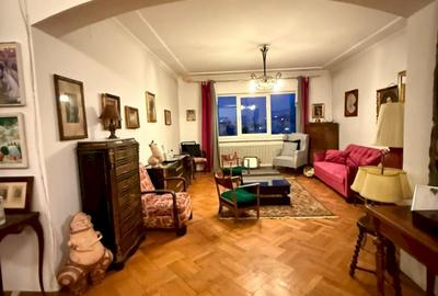 Apartament 3 camere metrou Universitate - 1