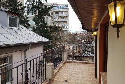 Casă individuală cu 5 camere în Banu Manta