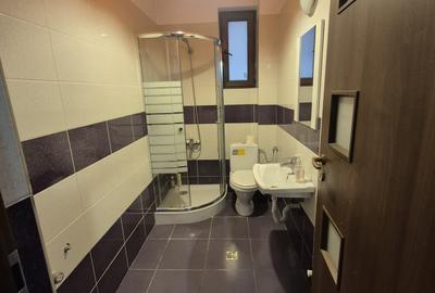 Apartament 2 camere decomandat | Bucătărie închisă mobilată | Parcare inclusă | - 3