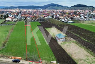 Teren agricol intravilan de 2112 mp, în Sânpetru