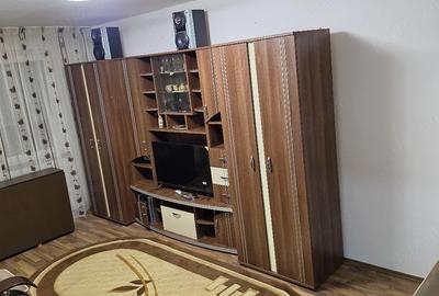 3 camere Aparatorii patriei - 2 bai, 3 AC - 1