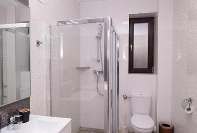 Apartament 2 camere cu terasa mare si loc de parcare + boxa - 8