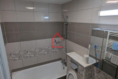 Apartament cu 3 camere, Renovat, Totul nou - 9