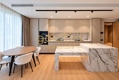 Apartament cu 3 camere decomandat, mobilat în Primăverii