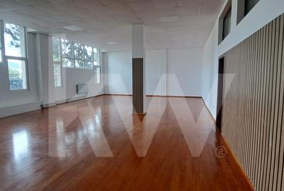 De Închiriat ,spațiu comercial/birouri – parter, acces stradal direct - 3
