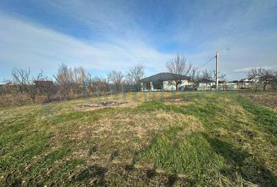 Teren Construcții de 500 mp, în Sânmartin