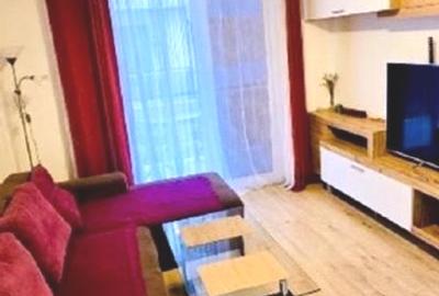 Proprietar inchiriez apartament complet mobilat si utilat, la prima chirie - 15
